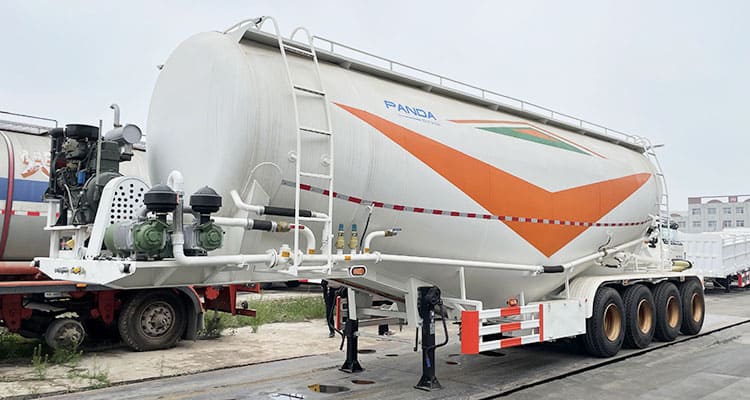 4 Axle Pneumatic Dry Bulk Trailer for sale