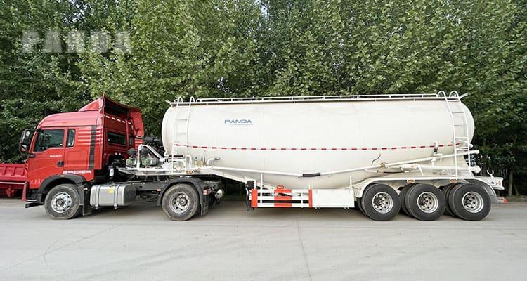 3 Axle 60 Ton Cement Bulk Tanker for sale