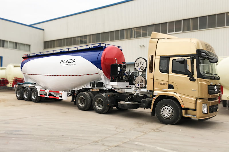 55 Ton powder tanker factory